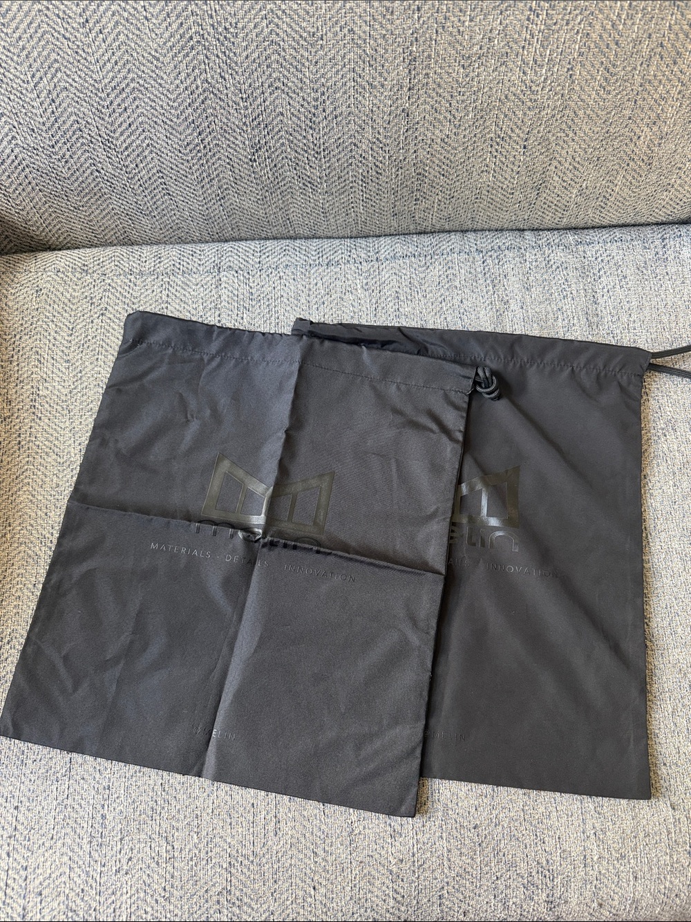 Melin set of 2 dust bag